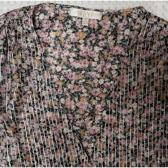 WAYF Lynwood Ditzy Floral Metallic Peplum Top SZ Med - Picture 7 of 9